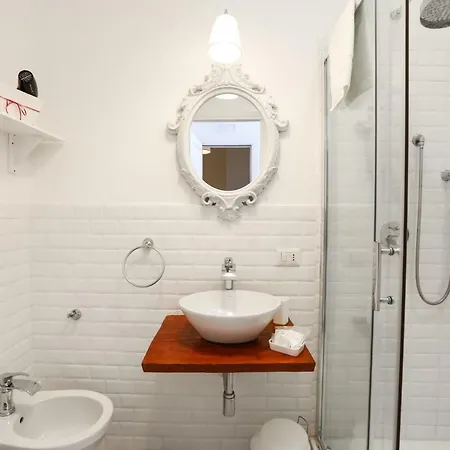 Bed & Breakfast Chiaia Bridge 4*